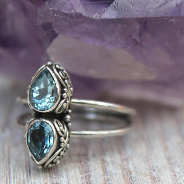 925 Sterling Silver Blue Topaz Ring